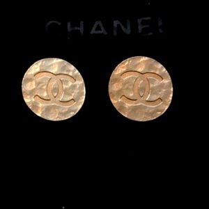 CHANEL VINTAGE BUTTONS